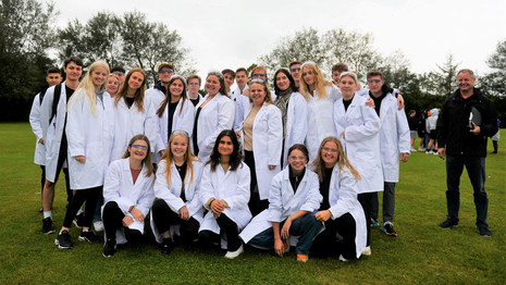 2.a - Vinderne af klassedysterne